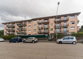 Via Giolitti 4 (1).jpg - Four-room apartment Via Giolitti Giovanni SNC, Gravina di Catania - photo 1