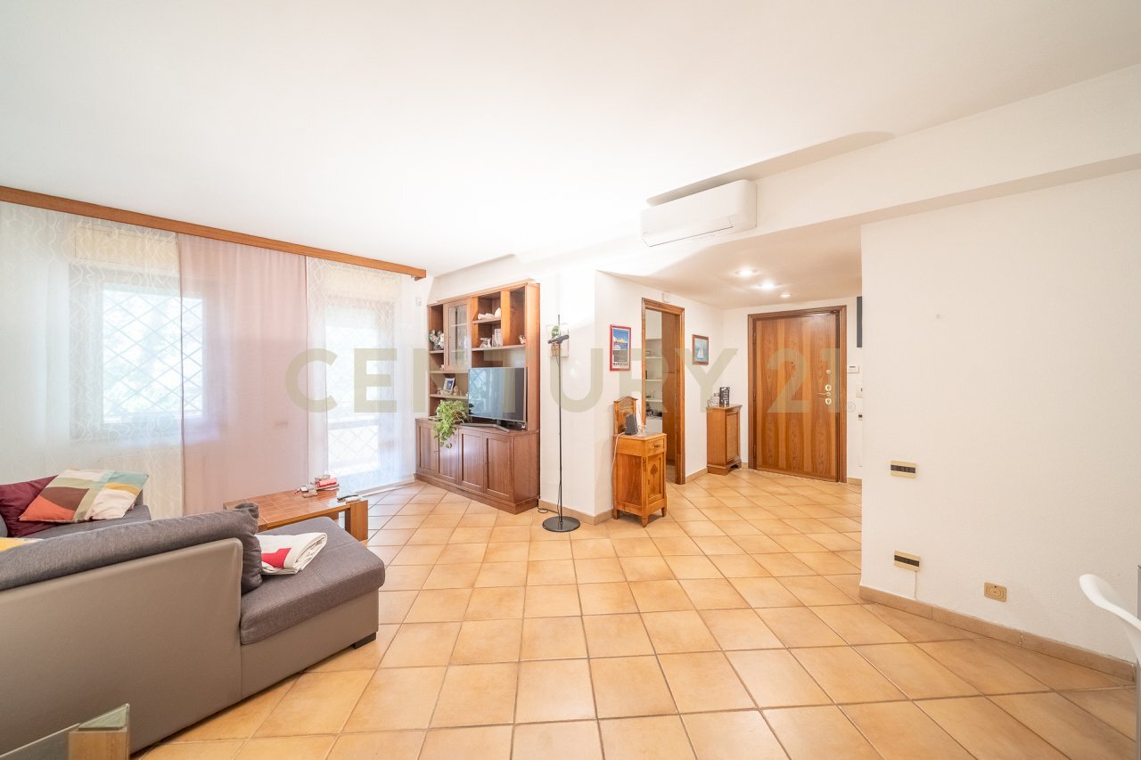 2.jpg - Bilocale Via Vittorio Valletta 10, Roma - foto 1