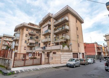 DSC05744.jpg - Appartamento Via Acquedotto Greco 248, Catania - foto 1