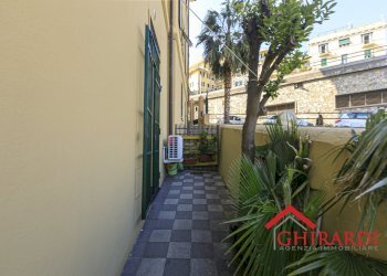 6.0 GIARDINO.jpg - Trilocale Via Guglielmo Oberdan, Genova (zona Nervi) - foto 19