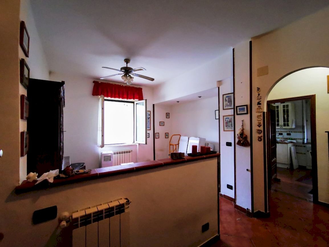 ingresso e sala - Appartamento Via Sardorella 53, Genova (zona Bolzaneto) - foto 3