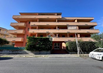 Box Via Marco Polo, Andora - foto 13