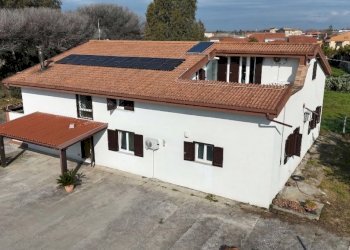 Villa Castel Volturno - foto 1