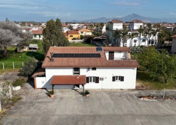 Villa Castel Volturno - foto 2