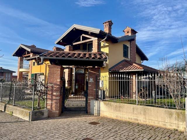 Semi-detached Villa Via Cervasca, 47A, Bernezzo - photo 1
