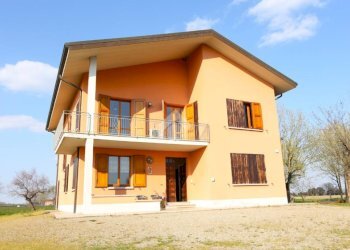 Villa Via Garibaldi, Anzola dell'Emilia - foto 1