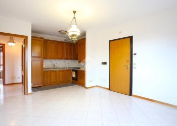 Three-room apartment Via 25 Aprile, Sala Bolognese - photo 5