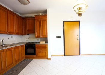 Three-room apartment Via 25 Aprile, Sala Bolognese - photo 7