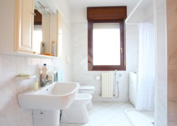 Three-room apartment Via 25 Aprile, Sala Bolognese - photo 12