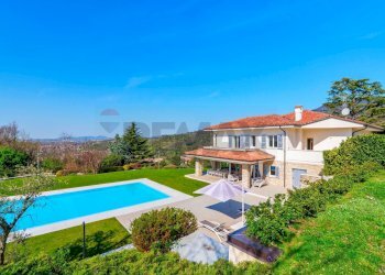 Villa Via Predelli, 26 
 Cellatica, Cellatica - photo 1