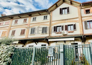 One-room apartment Piazza Umberto I, 36 
 Morengo, Morengo - photo 1