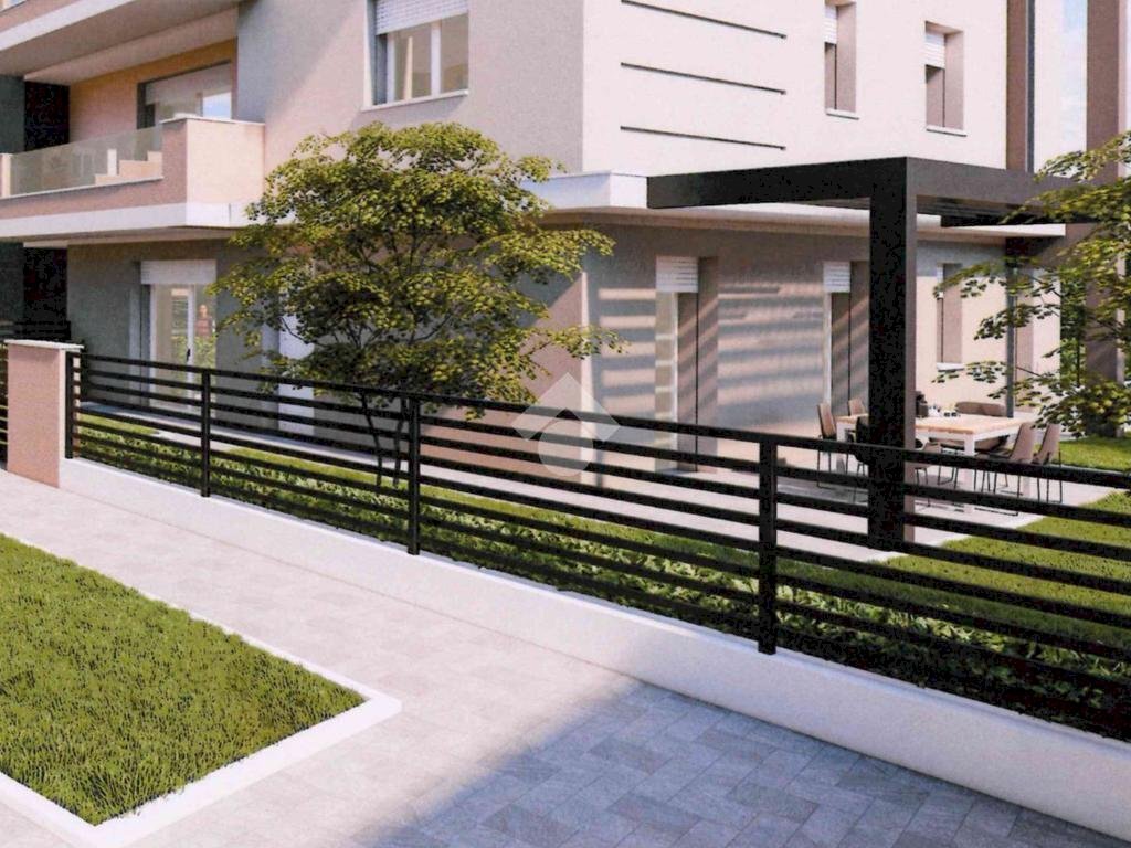 Three-room apartment Via Canale, Casalgrande - photo 1