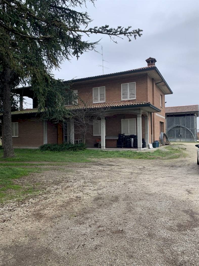 Independent house Russi - photo 1