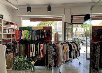 Negozio Viale publio virgilio marone, 43, Ravenna - foto 2