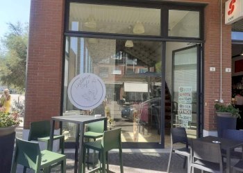 Negozio Piazza Dora Marckus, 12, Ravenna - foto 1