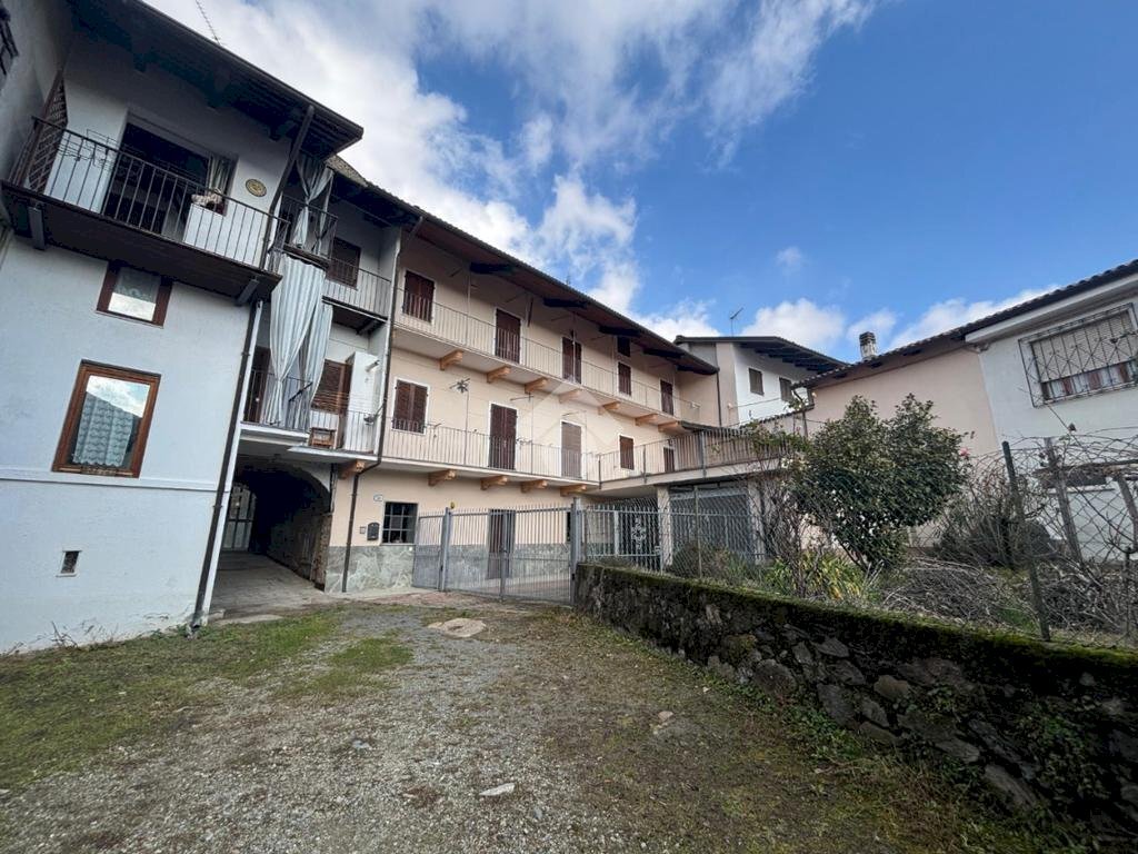 Casa semi indipendente Via Camillo Benso Conte di Cavour, Strambinello - foto 1