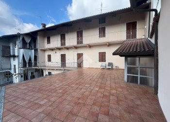 Casa semi indipendente Via Camillo Benso Conte di Cavour, Strambinello - foto 2