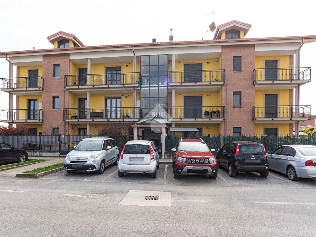 Three-room apartment Via Martiri della Libertà, Nole - photo 1