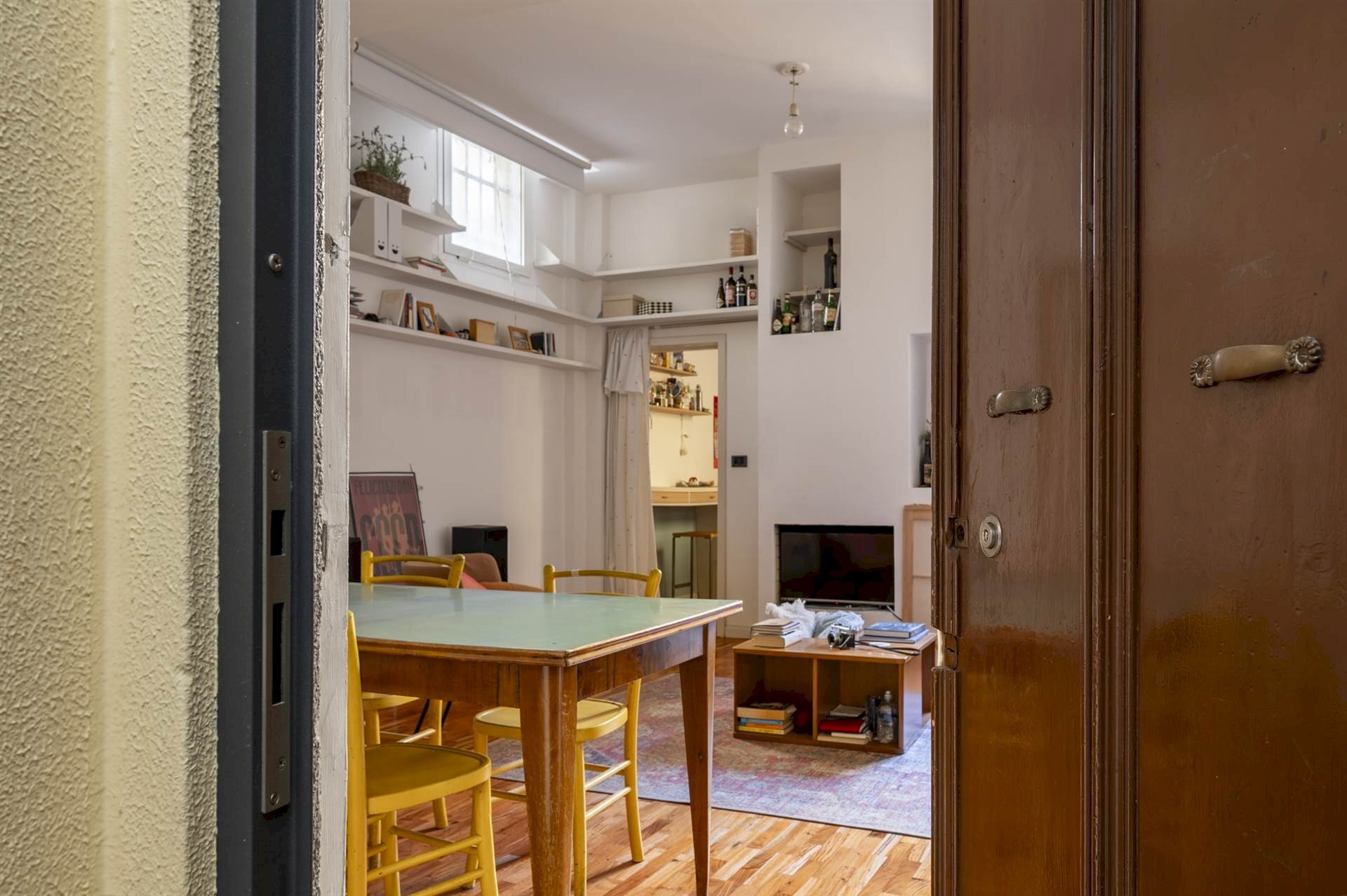 Three-room apartment Via delle Belle Arti 20, Bologna (neighborhood Centro Storico) - photo 2