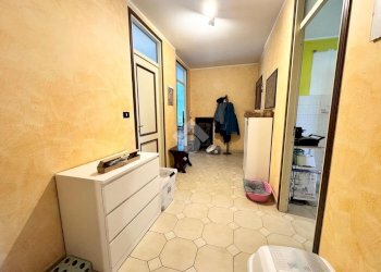 Three-room apartment Corso Torino, Pinerolo - photo 24