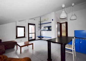 Three-room apartment Via Crea, Ivrea - photo 7