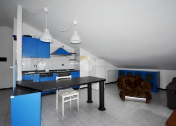 Three-room apartment Via Crea, Ivrea - photo 8