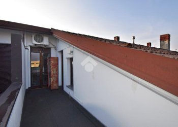 Three-room apartment Via Crea, Ivrea - photo 10