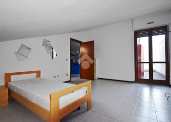 Three-room apartment Via Crea, Ivrea - photo 20