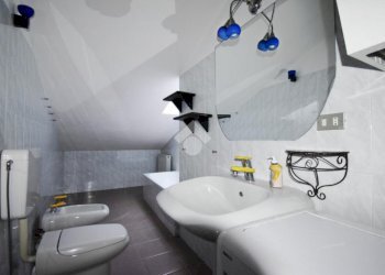 Three-room apartment Via Crea, Ivrea - photo 23