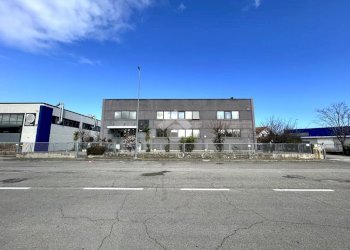 Capannone Viale Raibano, Riccione - foto 2