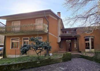 Villa Castelnuovo di Garfagnana - foto 5