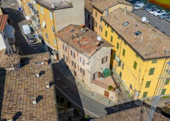 Casa semi indipendente Via C. Leoni, Langhirano - foto 1