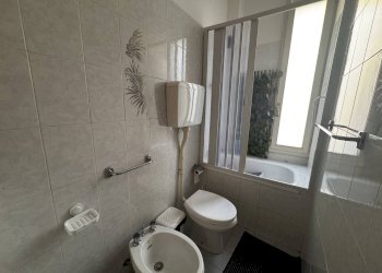 Bagno - Trilocale via Giuseppe Massarenti, 264, Bologna (zona Massarenti) - foto 13