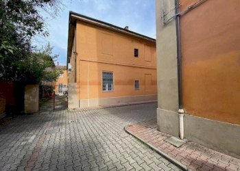 Cortile interno - Trilocale via Giuseppe Massarenti, 264, Bologna (zona Massarenti) - foto 18