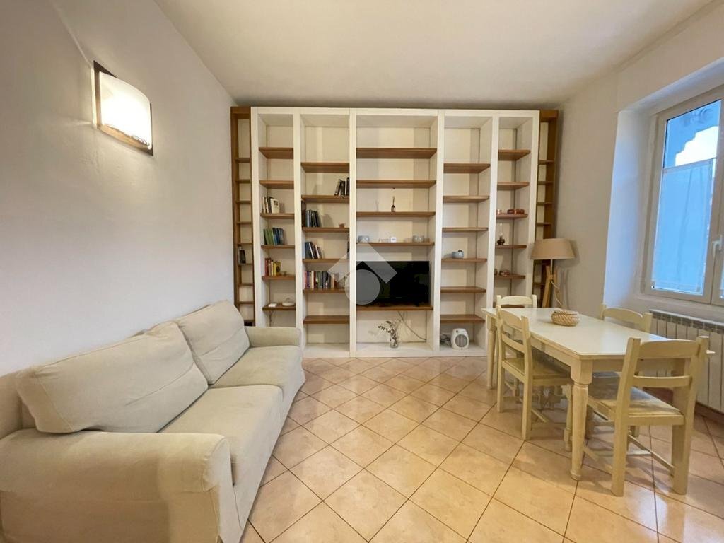 Two-room apartment Via Garigliano, Milano (neighborhood Isola) - photo 1