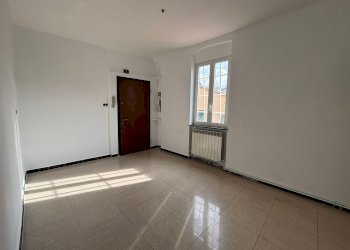 Trilocale VIA ALFREDO D' ANDRADE, Genova (zona Sestri Ponente) - foto 1