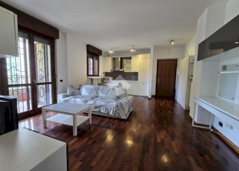 Bilocale Via S. Giuseppe Cottolengo, Milano - foto 1