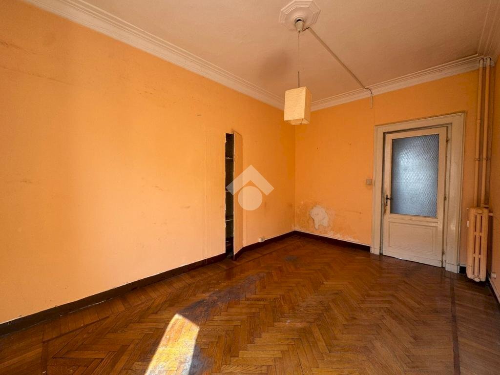 Trilocale Via bandiera fratelli, Torino (zona Cenisia) - foto 1