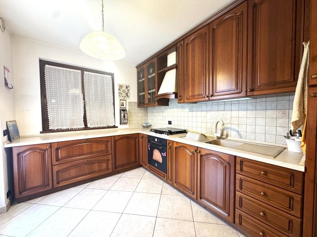 Appartamento in Villa Località Olleyes, 16, Quart - foto 2