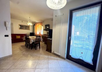 Appartamento in Villa Località Olleyes, 16, Quart - foto 5