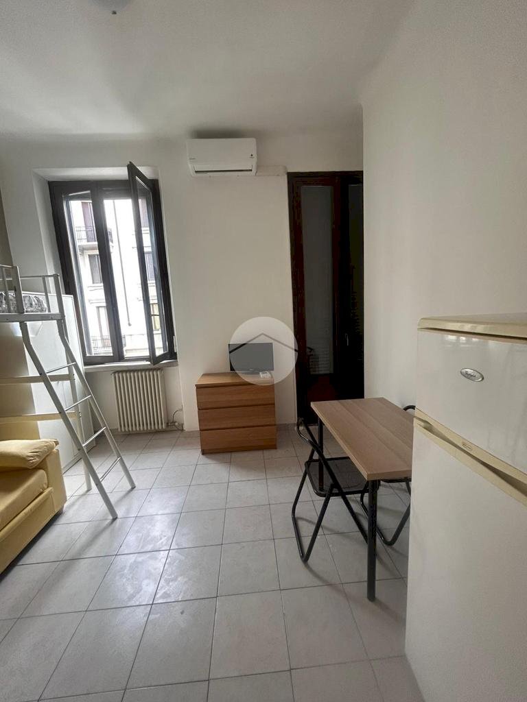 One-room apartment Via Riccardo Pitteri, Milano (neighborhood Ortica) - photo 3