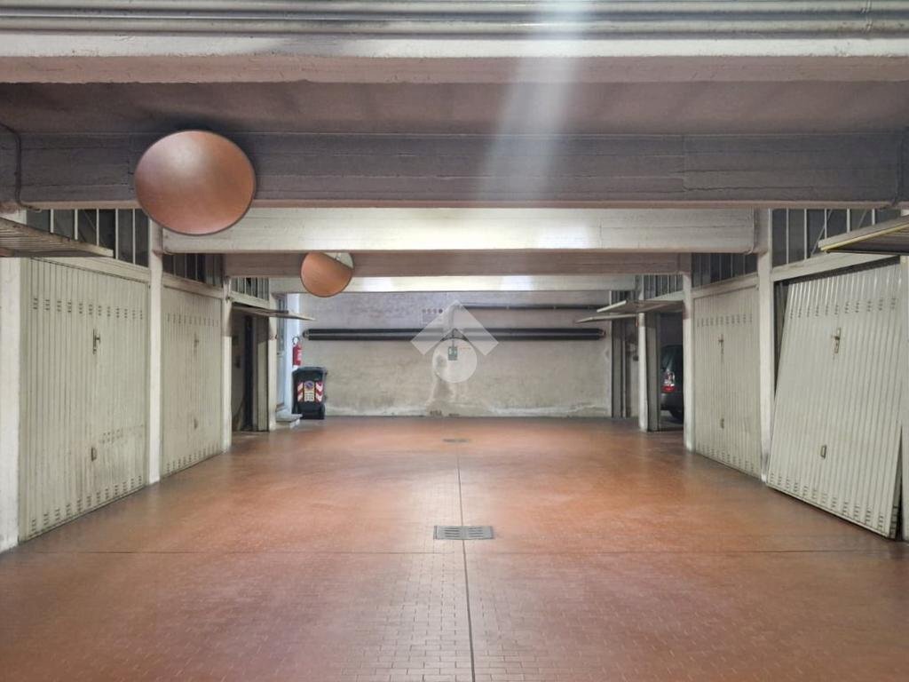 Box Via martiri della Libertà, Torino (neighborhood Borgo Po) - photo 3