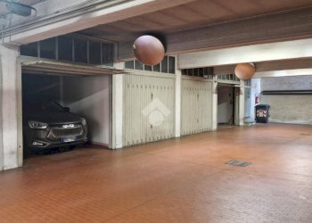 Box Via martiri della Libertà, Torino (neighborhood Borgo Po) - photo 4