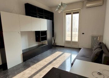 Two-room apartment via Dei tulipani 3, Milano (neighborhood Giambellino) - photo 1