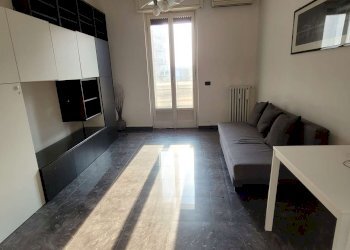 Two-room apartment via Dei tulipani 3, Milano (neighborhood Giambellino) - photo 2