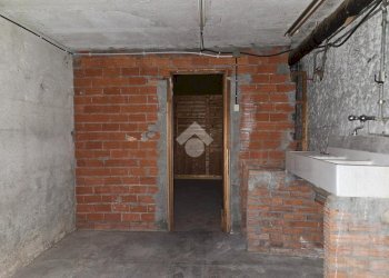 Box Via Chambéry, Aosta - photo 11