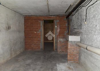 Box Via Chambéry, Aosta - photo 12