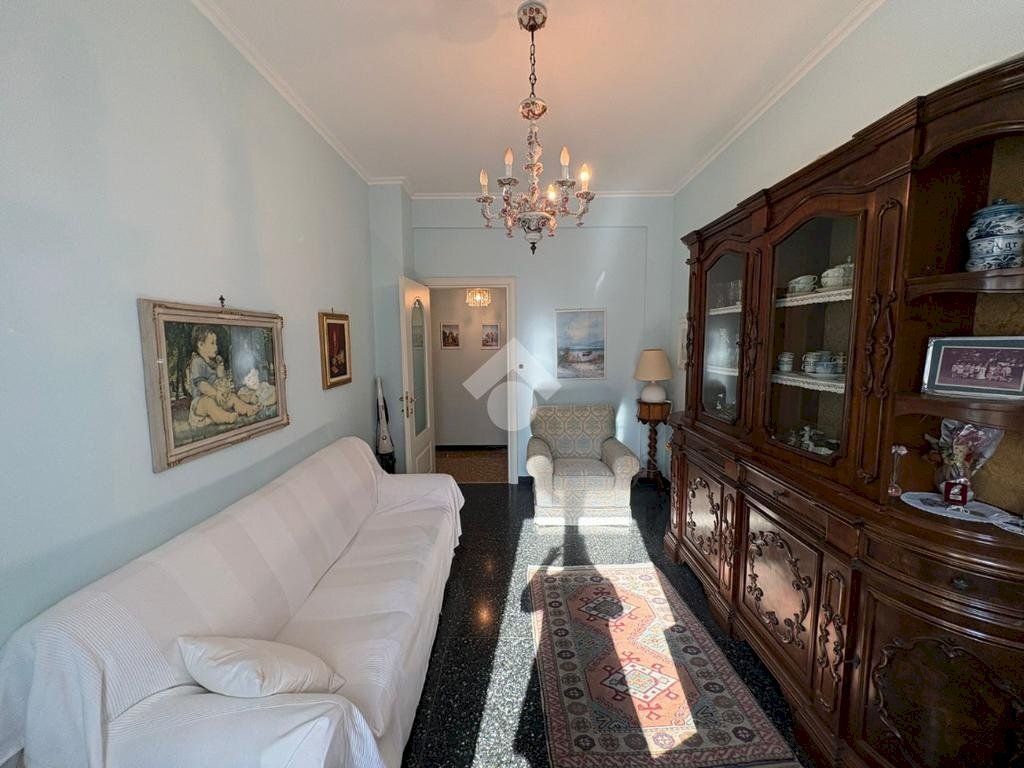 Three-room apartment Via elsa, Genova (neighborhood Cornigliano) - photo 2