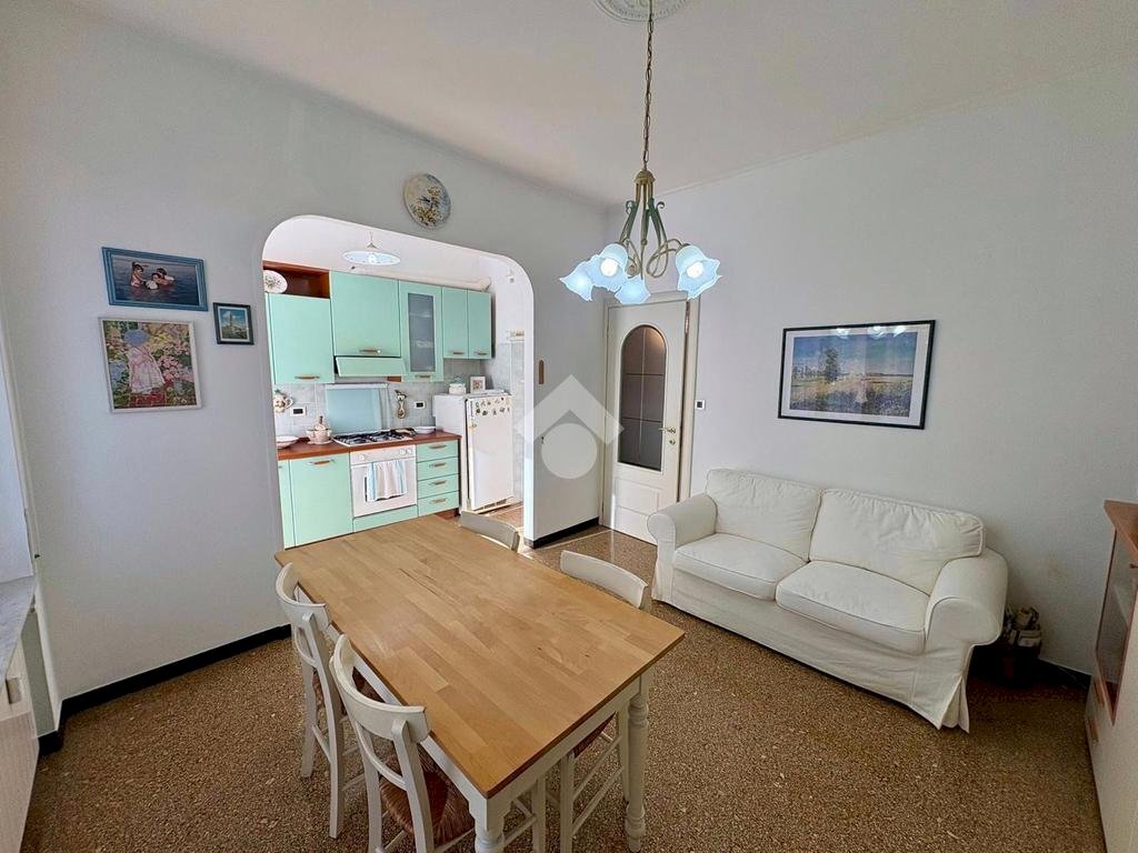 Three-room apartment Via elsa, Genova (neighborhood Cornigliano) - photo 3