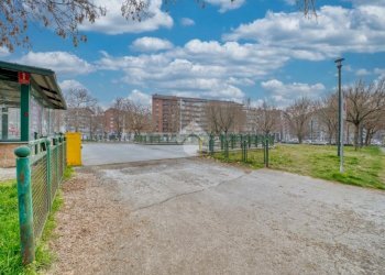 Box Corso Cesare Correnti, Torino (zona Santa Rita) - foto 6